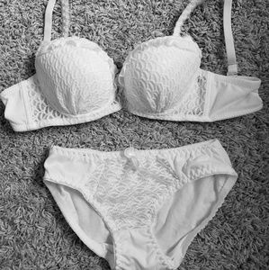 Cream lace bra and panty set